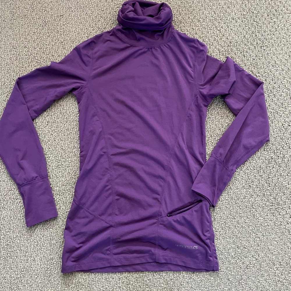 Fitted Turtleneck Hottotties Pullover